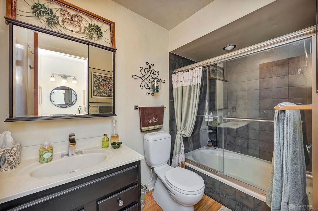 127 Acorn Property Photo 32