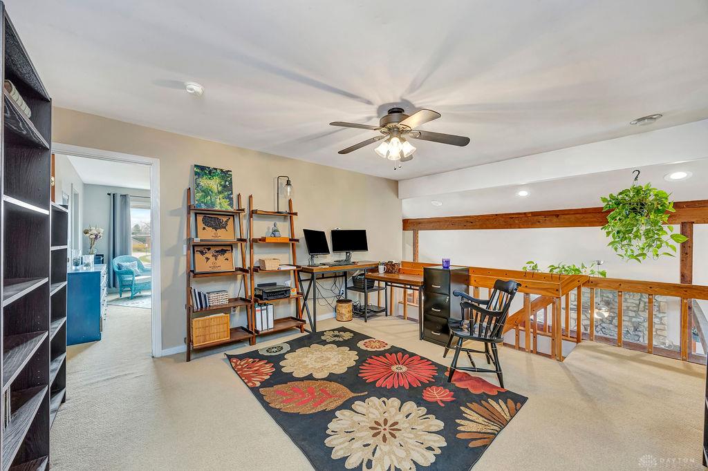 127 Acorn Property Photo 33