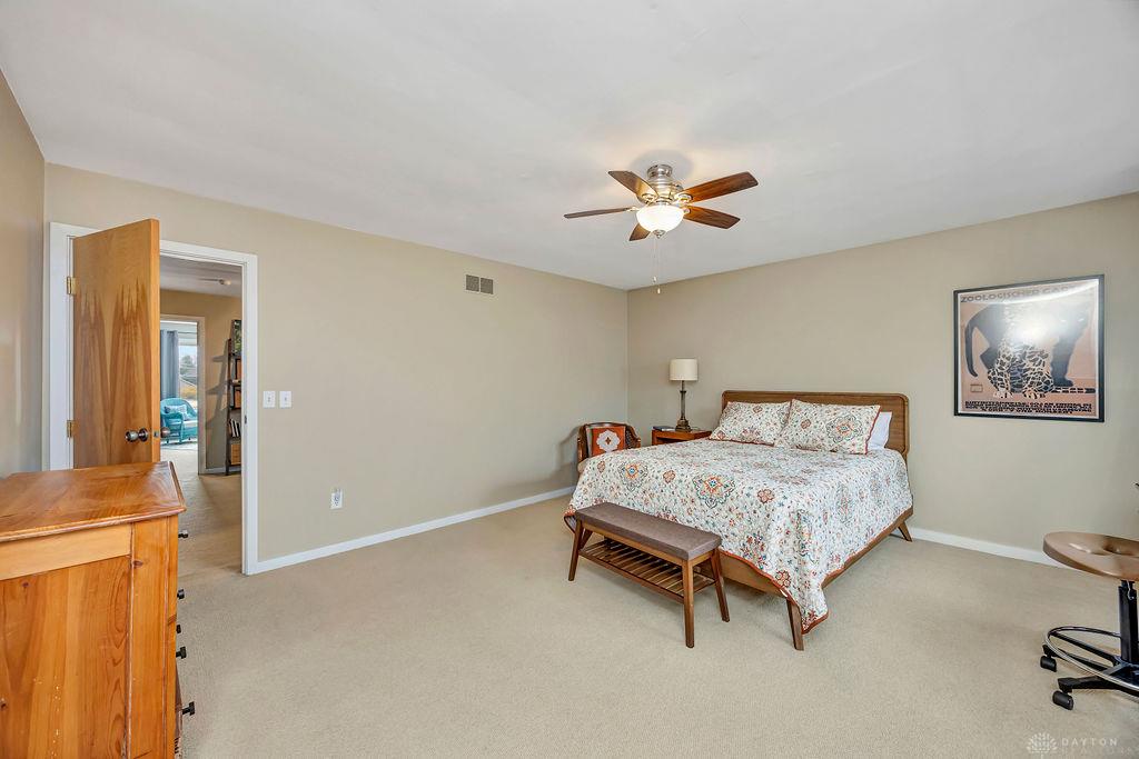 127 Acorn Property Photo 36
