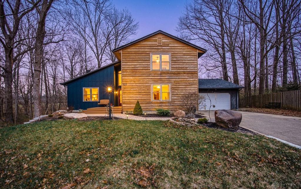 127 Acorn Property Photo 47