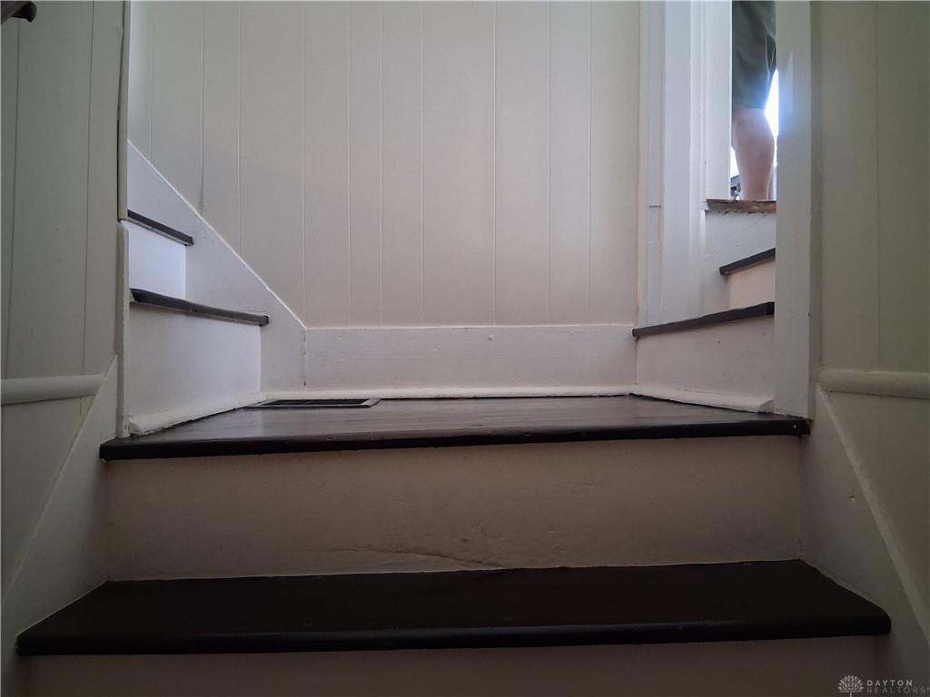 719 N Cherry Property Photo 11