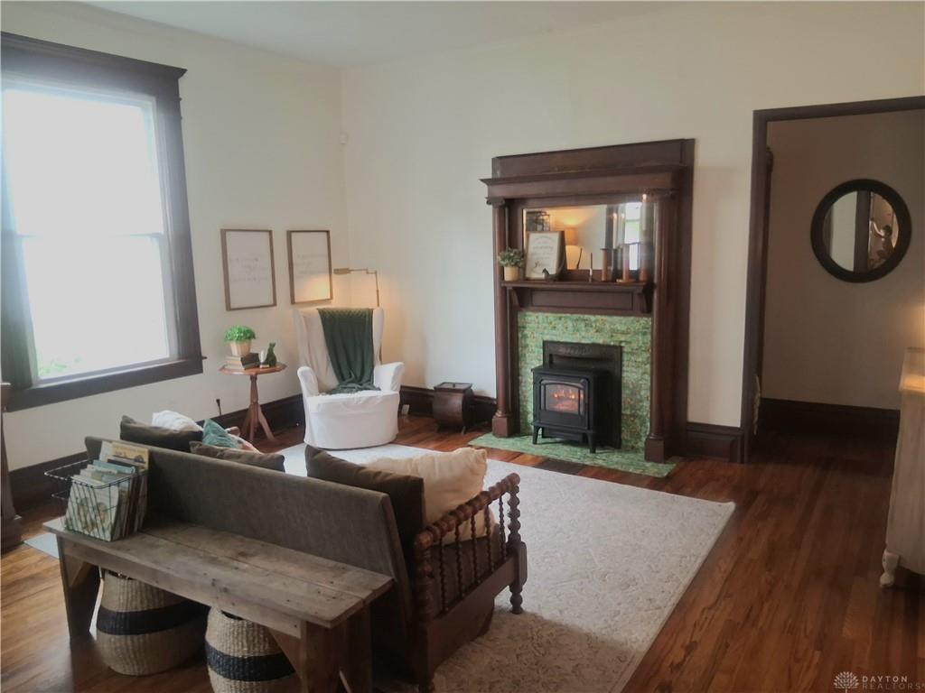 719 N Cherry Property Photo 22