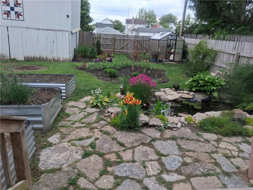 719 N Cherry Property Photo 25