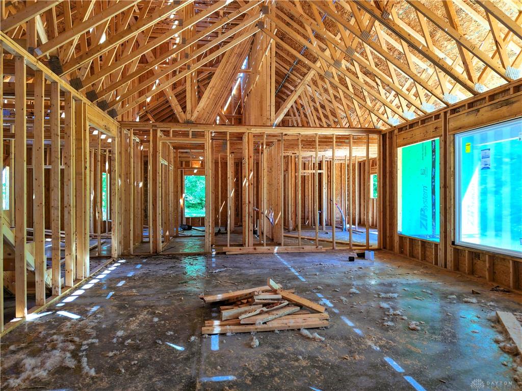 2094 State Route 718 Property Photo 8