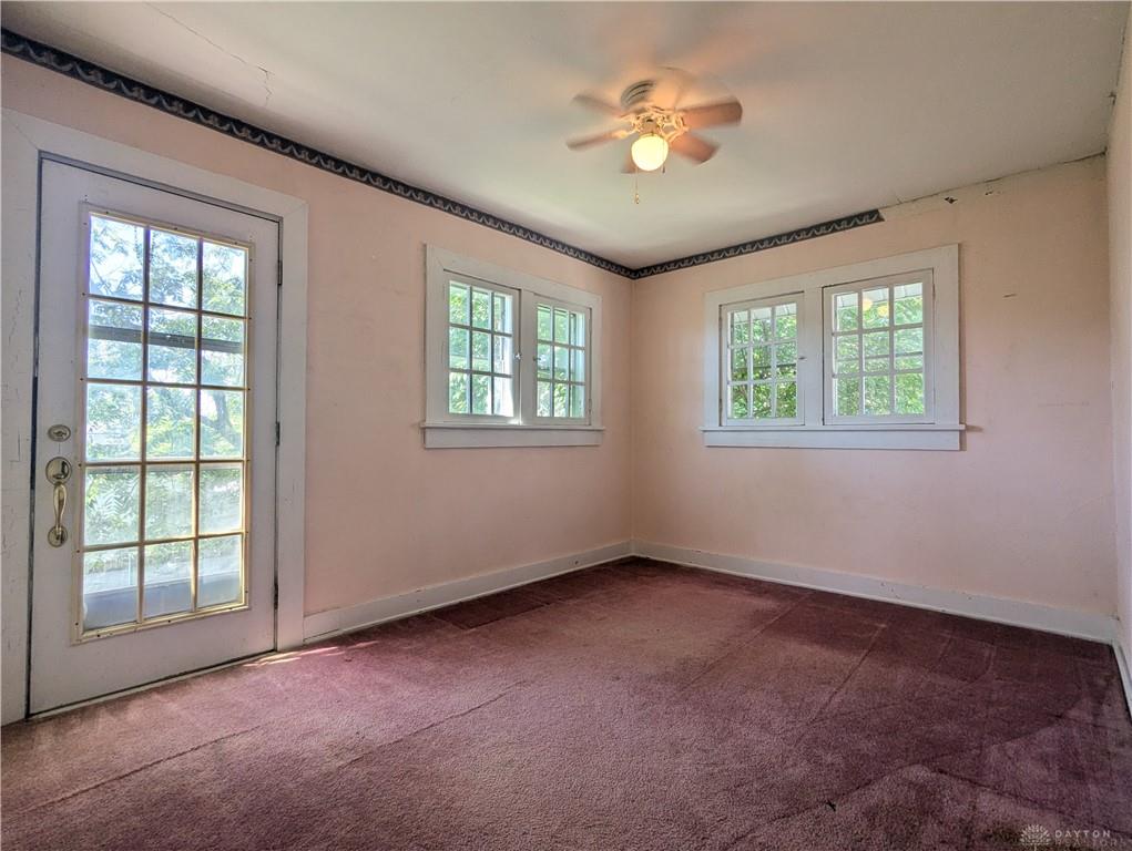 129 Hampton Property Photo 14