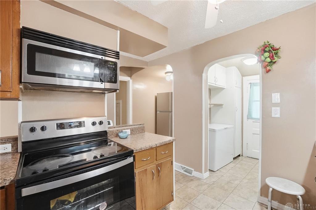 110 E First Property Photo 13