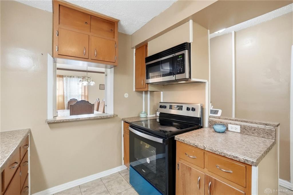 110 E First Property Photo 14