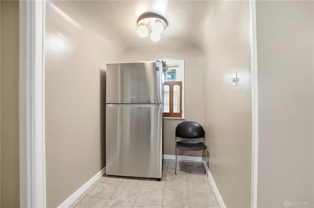 110 E First Property Photo 15
