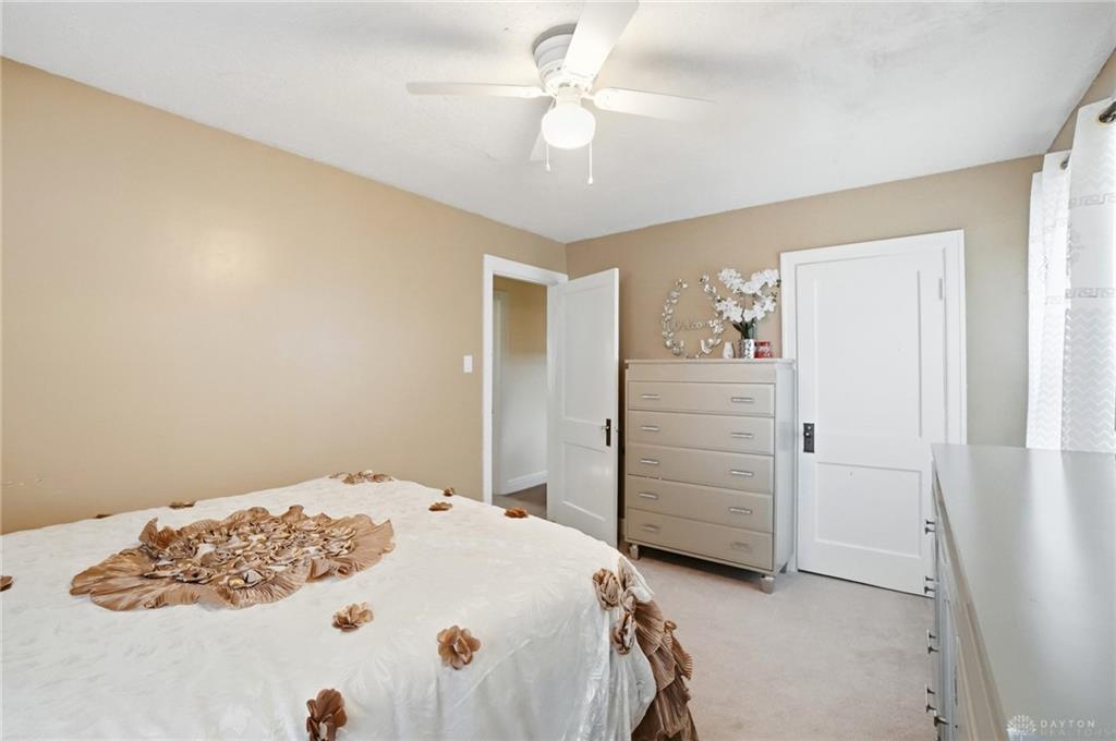 110 E First Property Photo 24