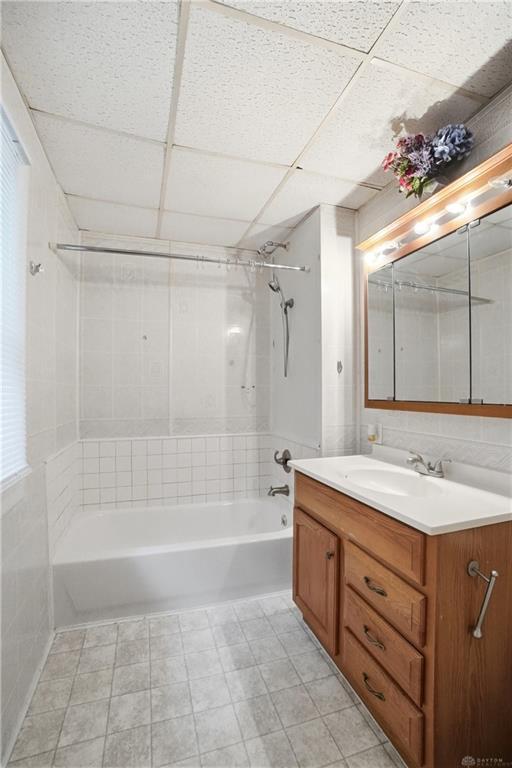 110 E First Property Photo 26