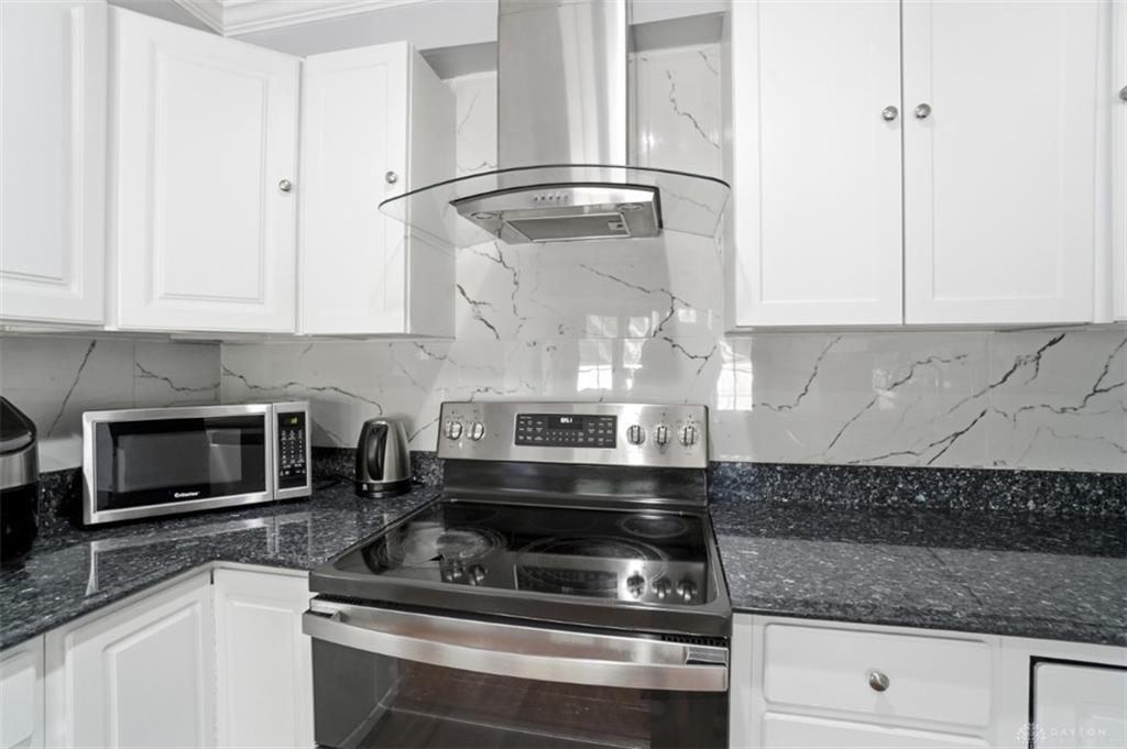 5081 Parkside Property Photo 14