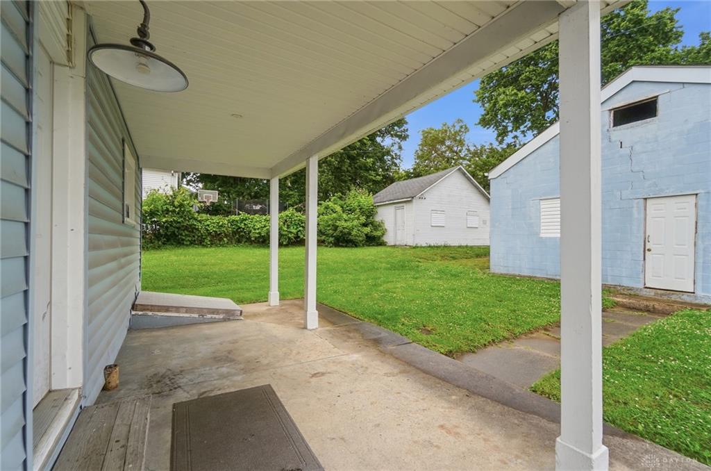 202 Warwick Property Photo 55