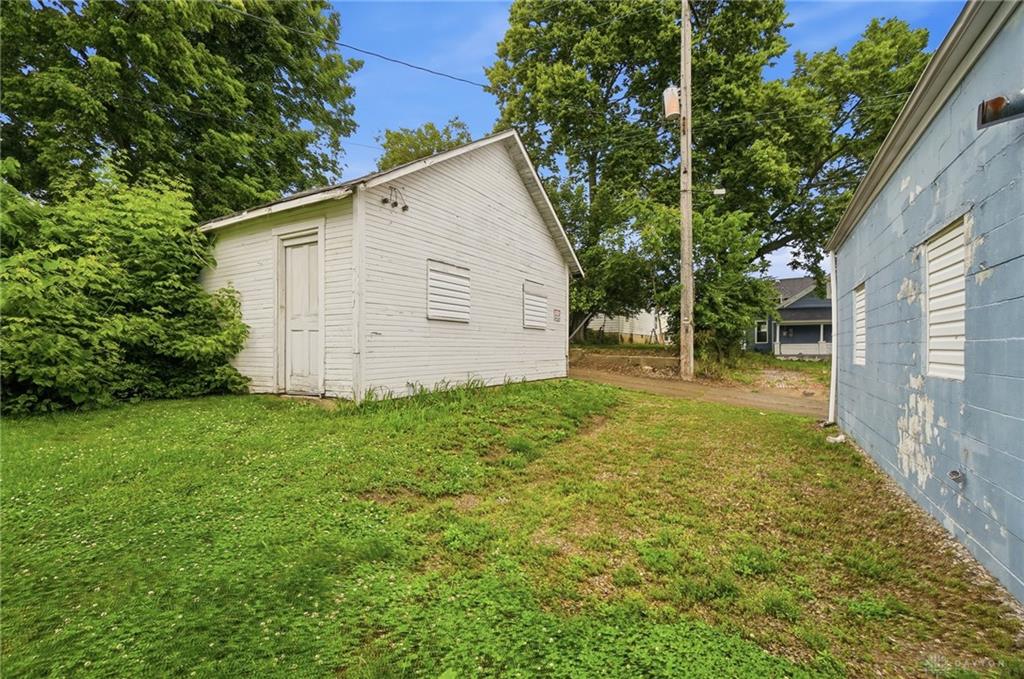 202 Warwick Property Photo 58