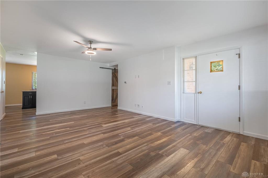 3042 Morningview Property Photo 5