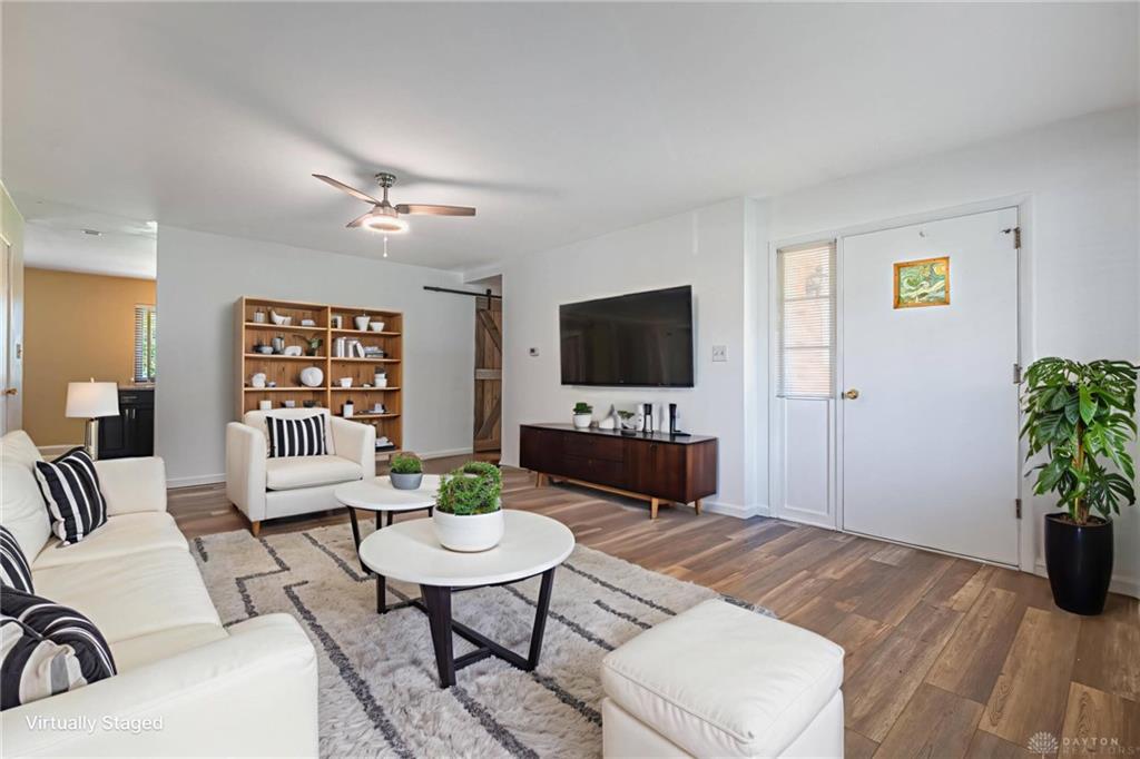 3042 Morningview Property Photo 8