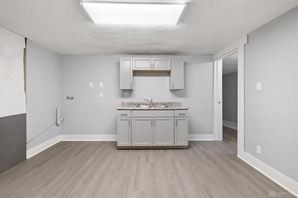 7 W Mulberry Property Photo 21