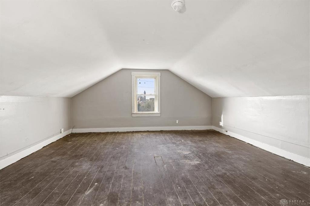 7 W Mulberry Property Photo 33