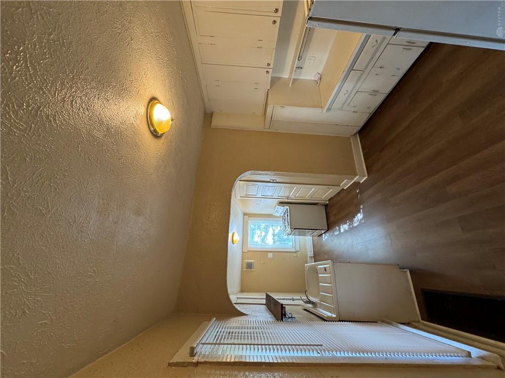 311 Hart Property Photo 14