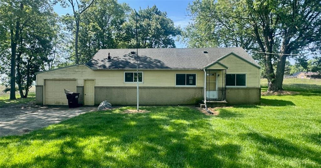 3844 Fisher Twin Property Photo 1