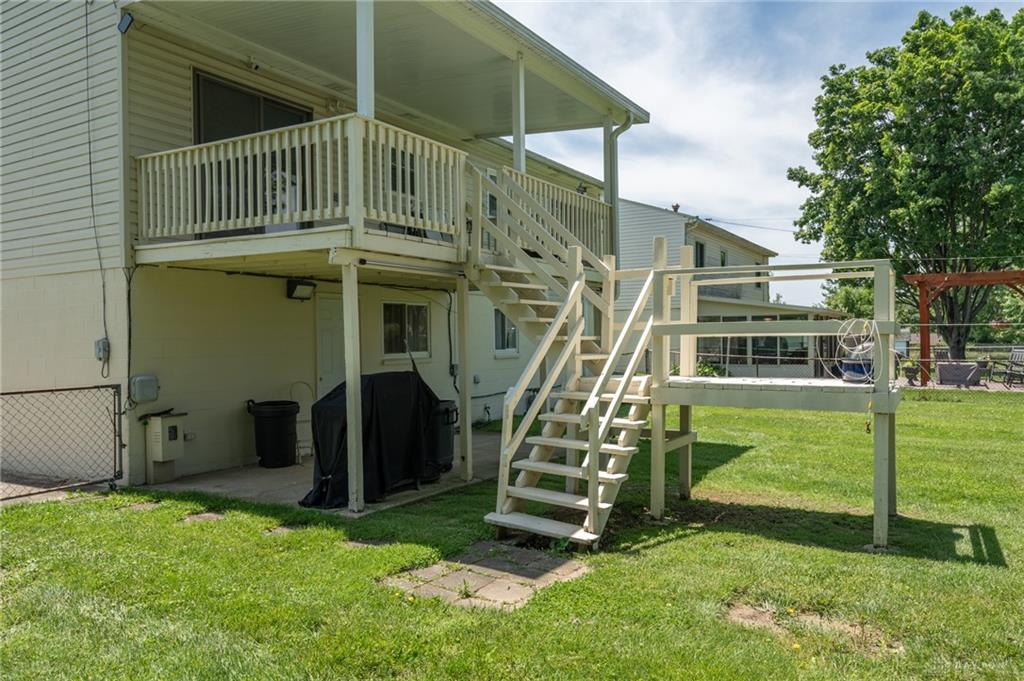 83 Joyce Property Photo 9