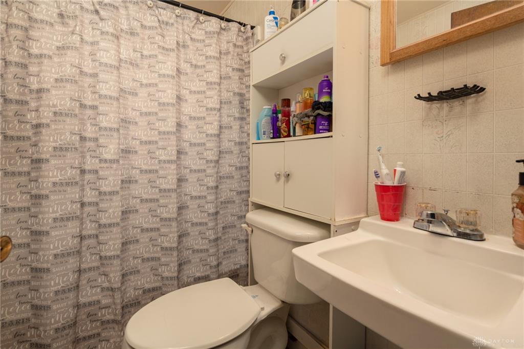 83 Joyce Property Photo 17