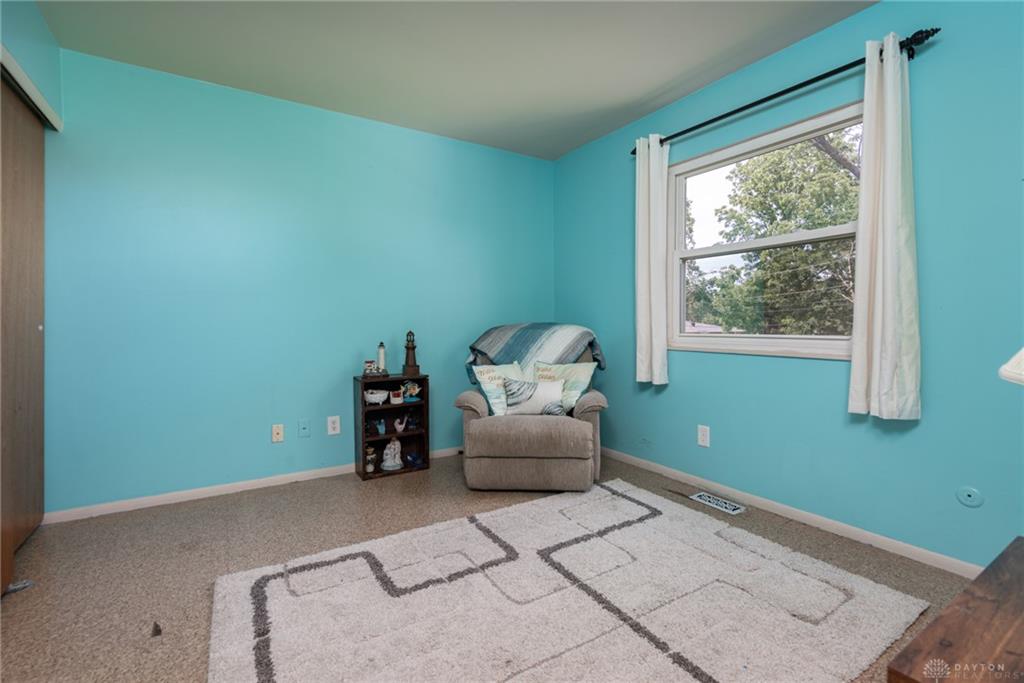 83 Joyce Property Photo 31