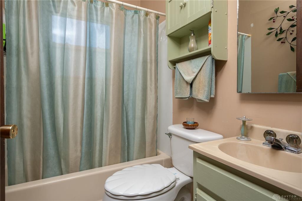 83 Joyce Property Photo 32