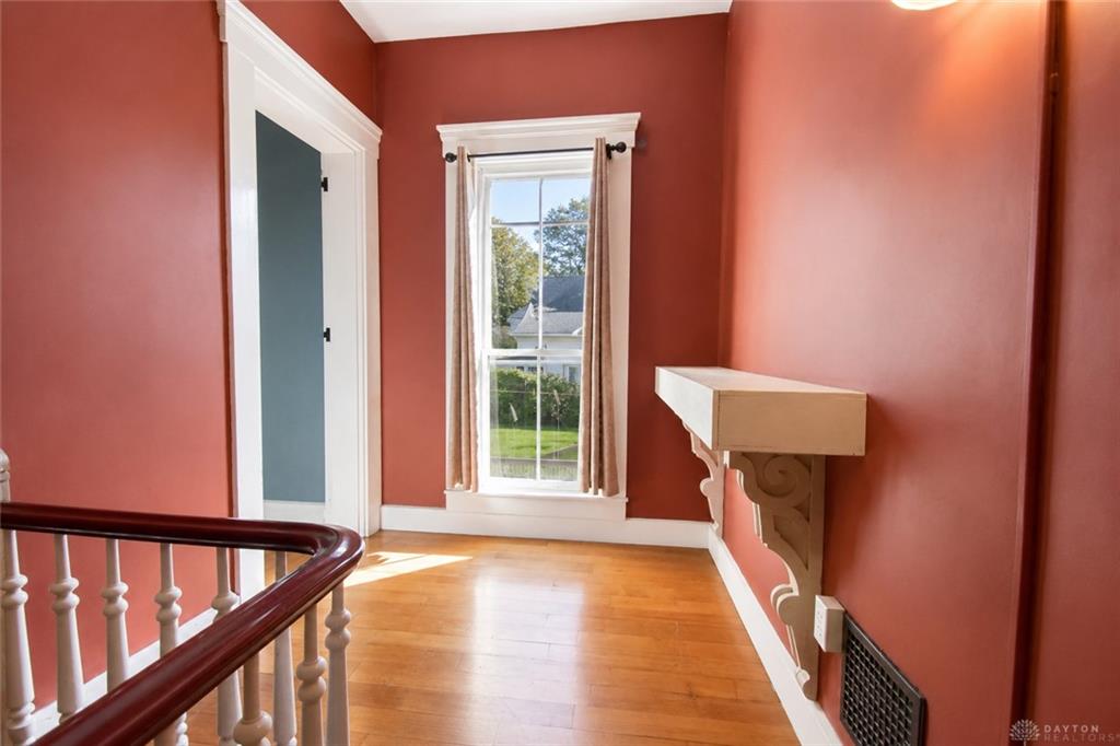 339 Bernard Property Photo 29