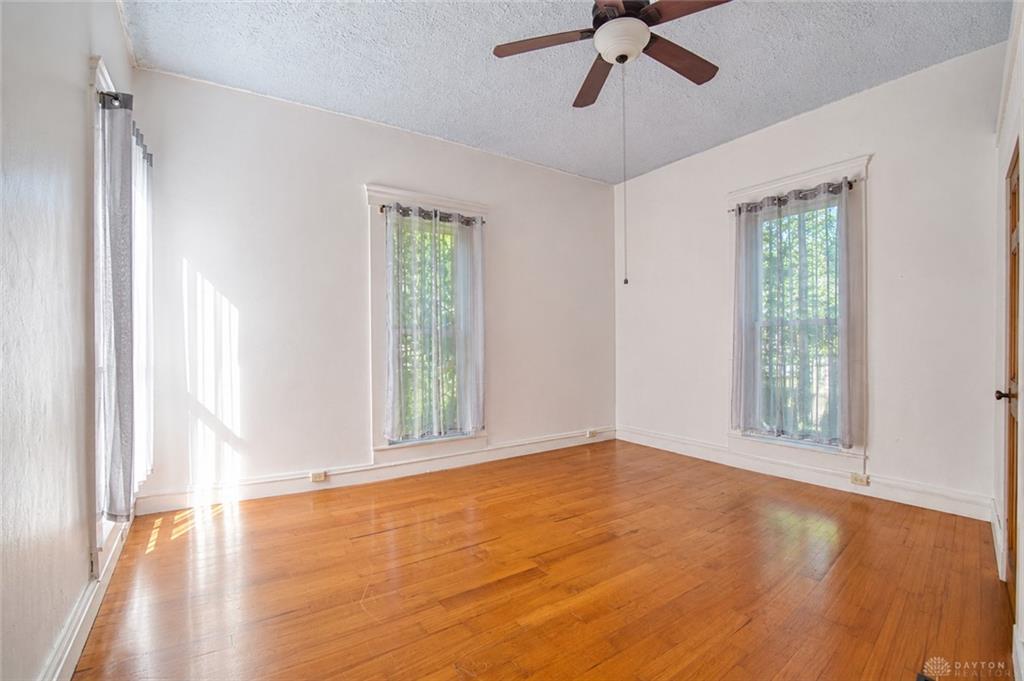 339 Bernard Property Photo 31