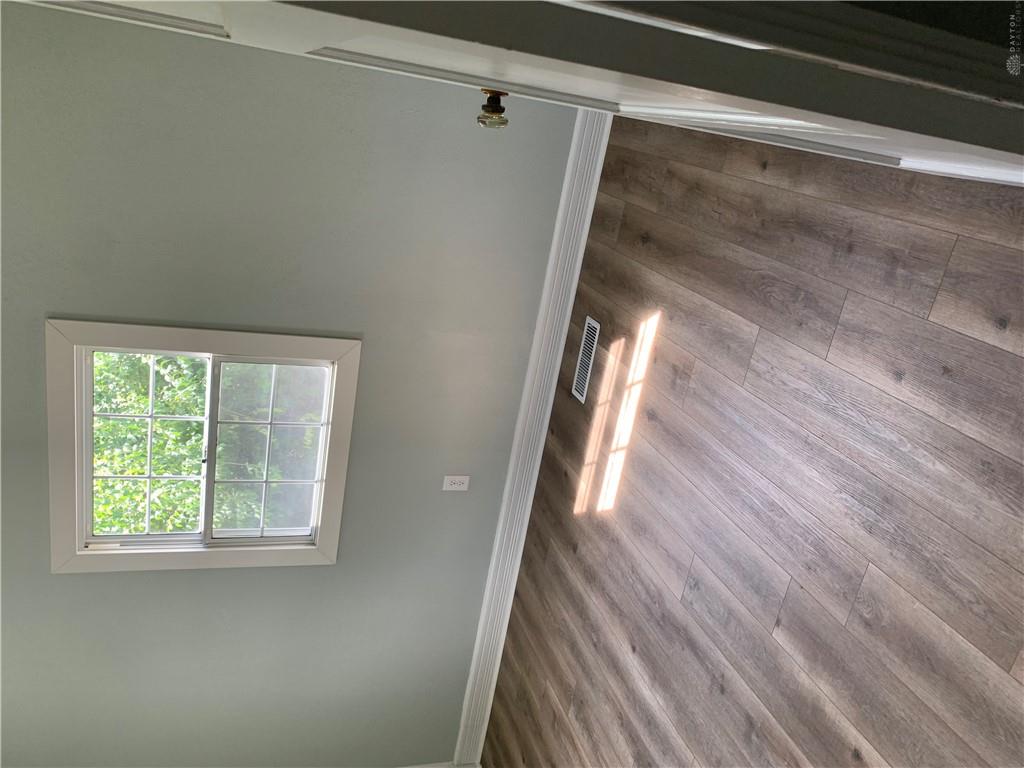 508 Schuyler Property Photo 10