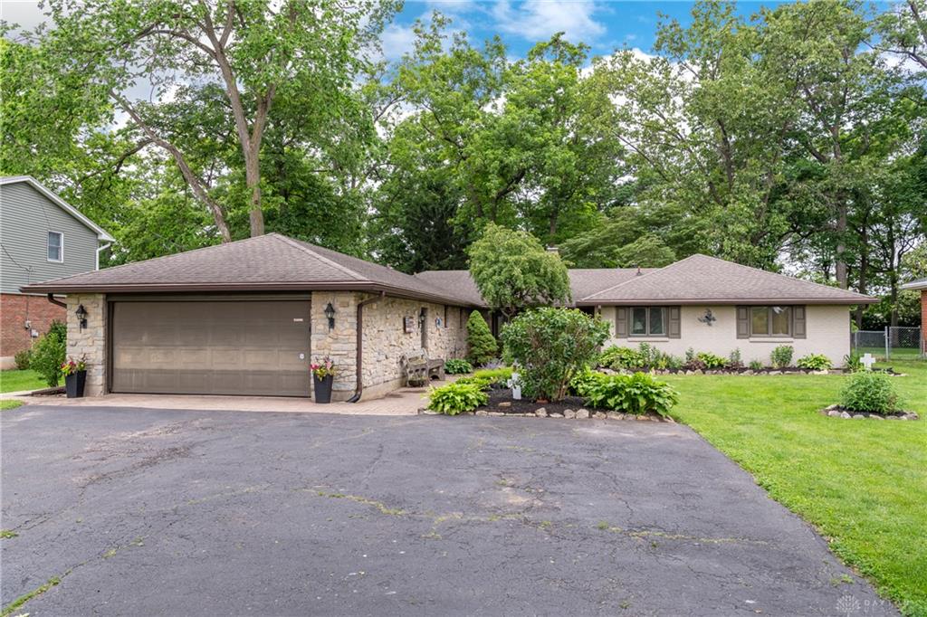 5049 W Enon Property Photo 1