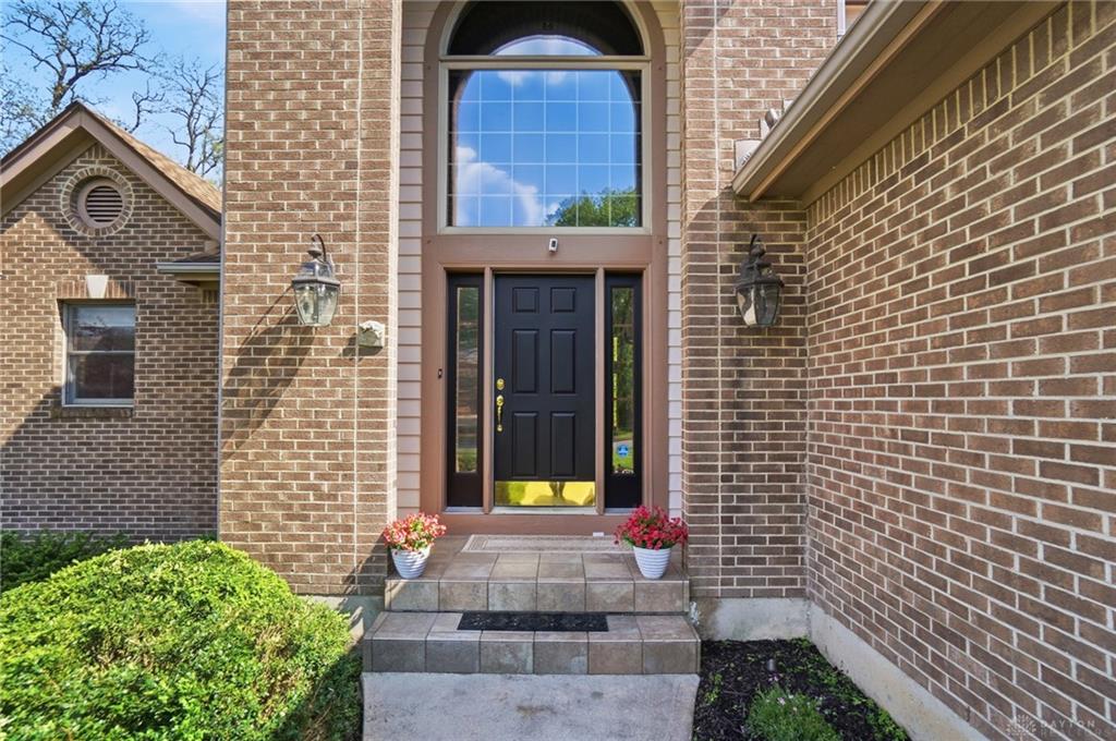 296 Timberleaf Property Photo 4