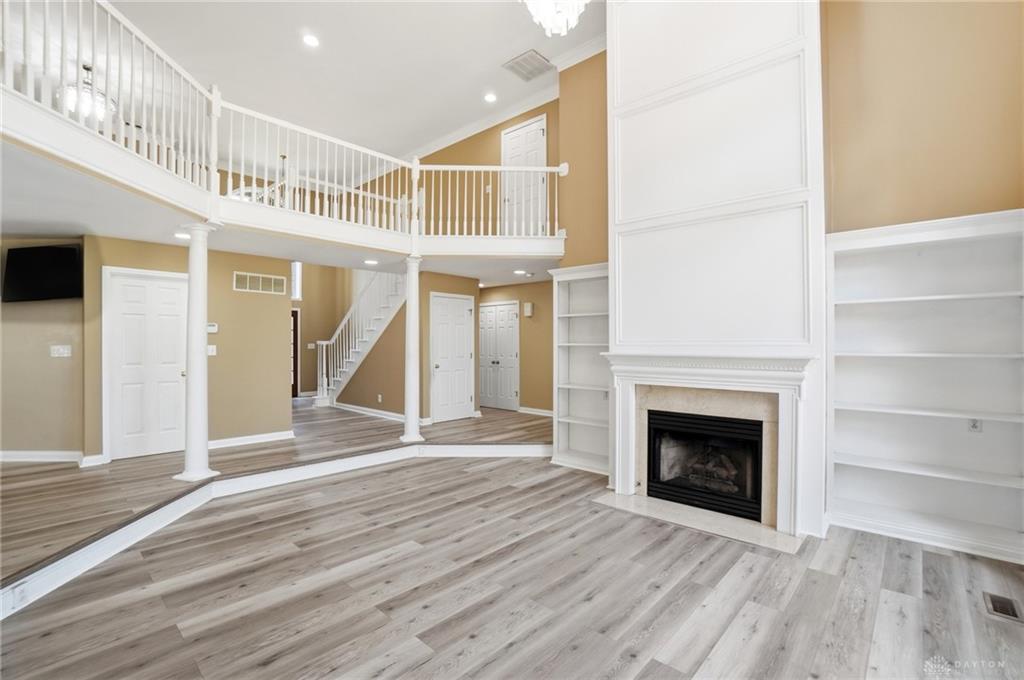 296 Timberleaf Property Photo 8