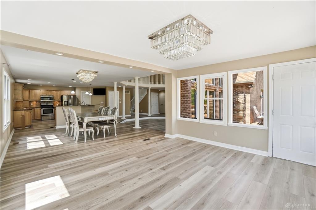 296 Timberleaf Property Photo 15