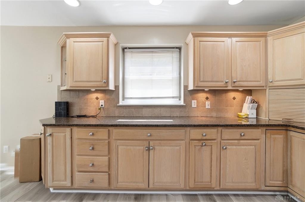 296 Timberleaf Property Photo 18