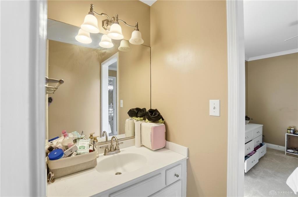296 Timberleaf Property Photo 41