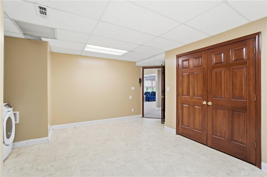 296 Timberleaf Property Photo 64