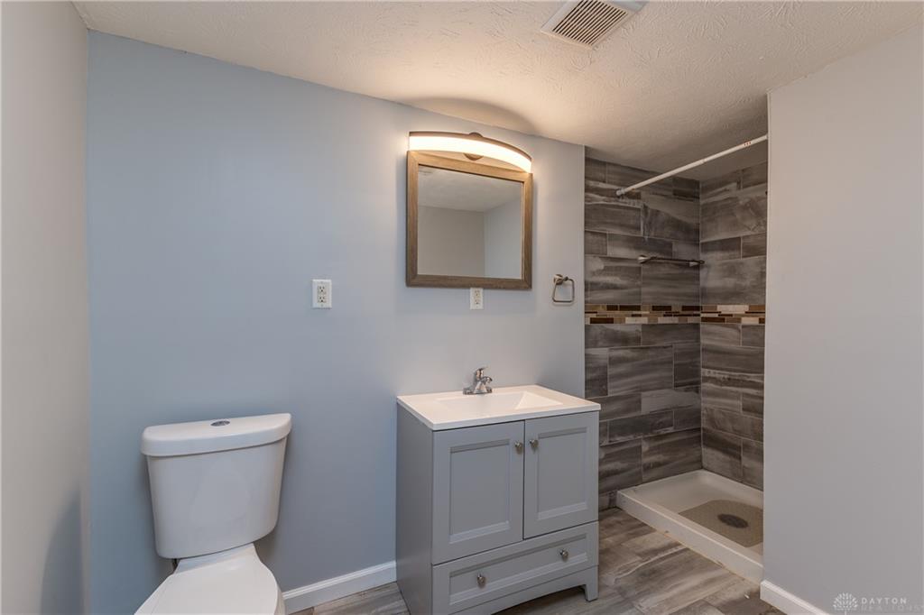 155 Minty Property Photo 26