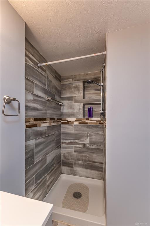 155 Minty Property Photo 27
