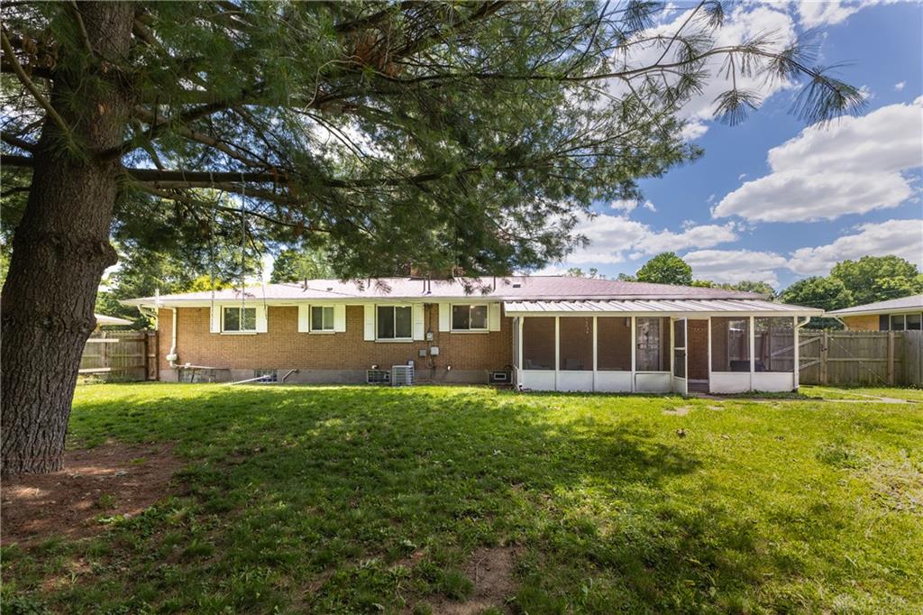 155 Minty Property Photo 31