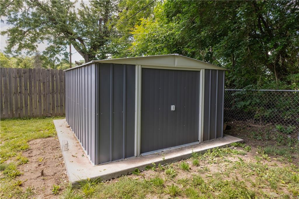 155 Minty Property Photo 34