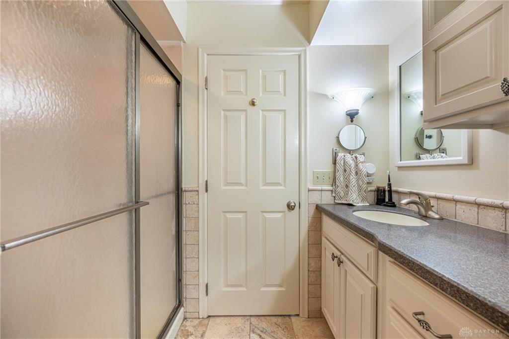 1004 Quail Run Property Photo 32