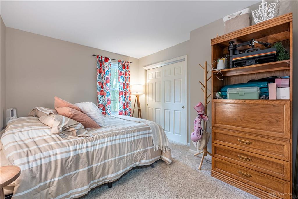 1004 Quail Run Property Photo 35