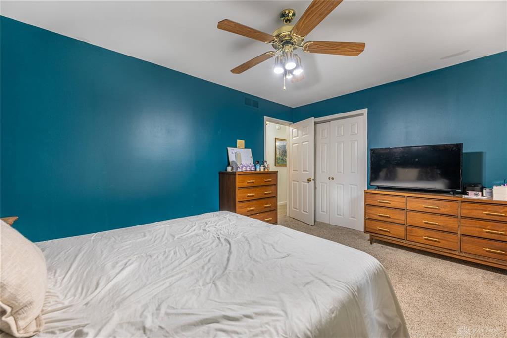 1004 Quail Run Property Photo 38