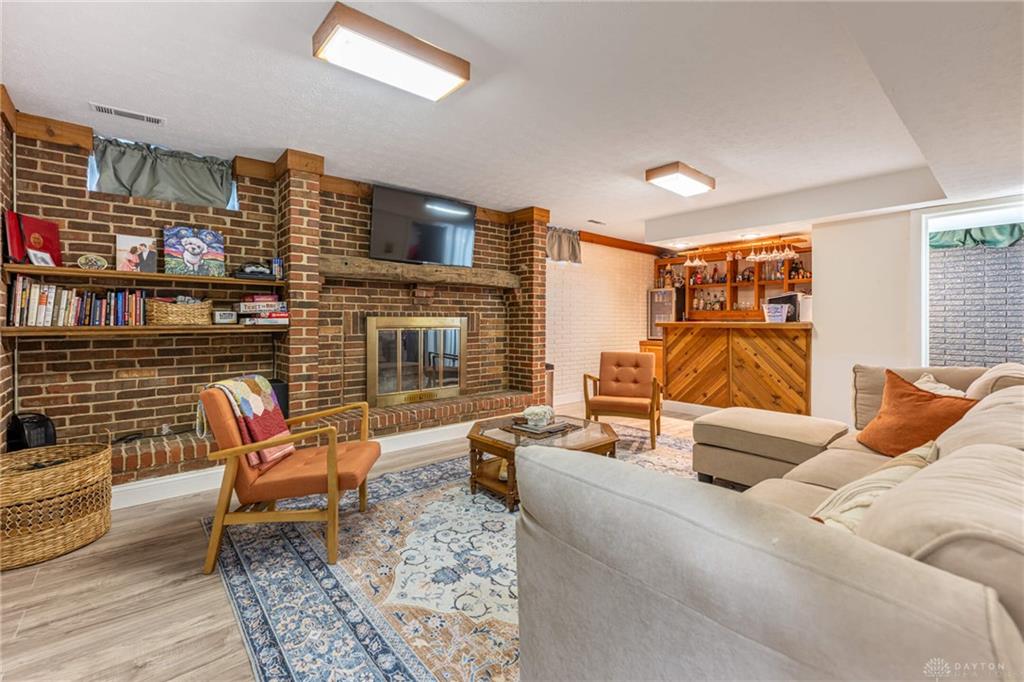 1004 Quail Run Property Photo 41