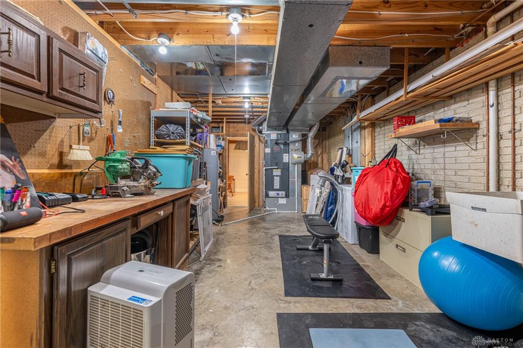 1004 Quail Run Property Photo 47