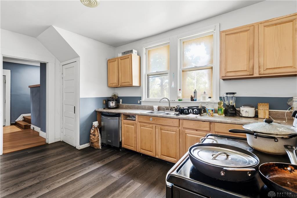 558 Brightwood Property Photo 15