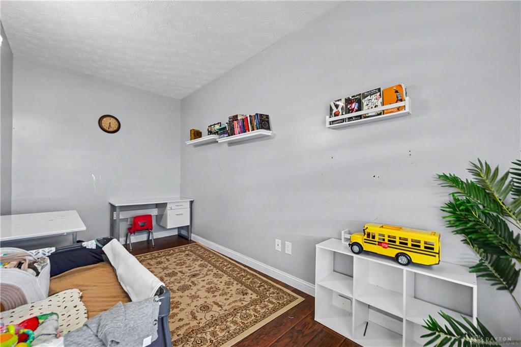 7122 Bluestream Property Photo 24