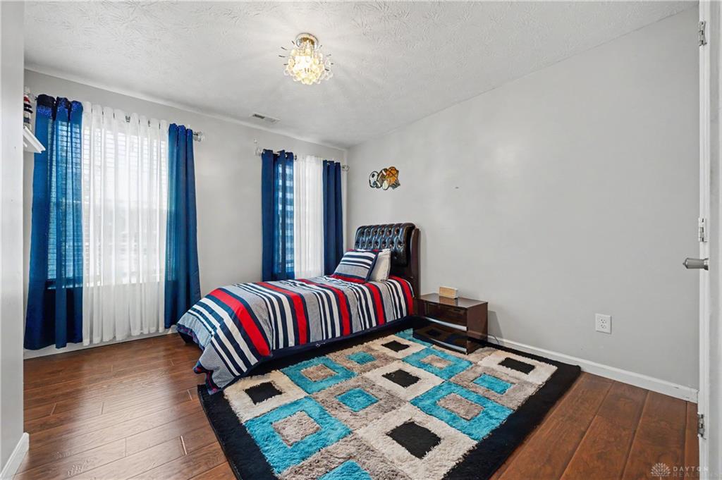 7122 Bluestream Property Photo 39