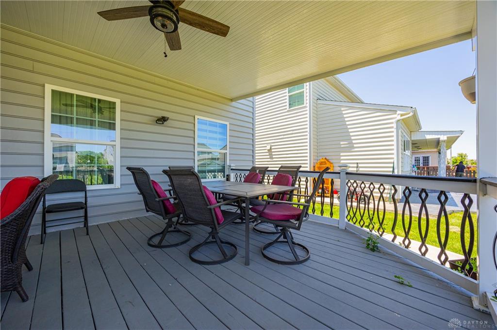 7122 Bluestream Property Photo 70